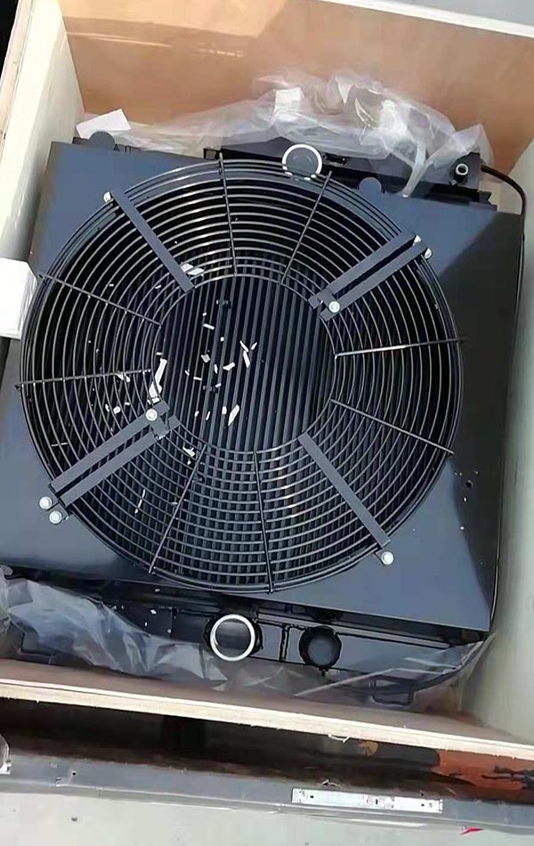 蜜桃视频免费下载壓路機水箱總成
